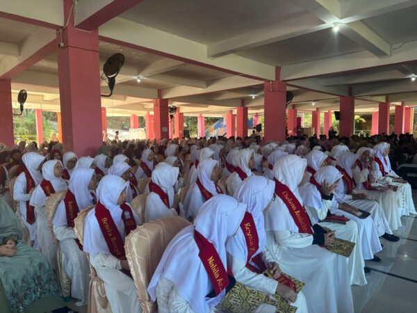 SDIT Rabbani Bengkulu Gelar Wisuda Angkatan XIV, Lahirkan Generasi Qurani yang Mulia dan Bermartabat